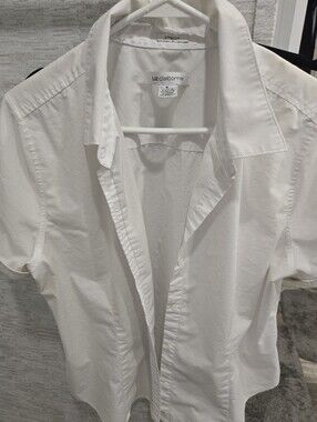 Liz Claiborne White Stretch Shirt Top